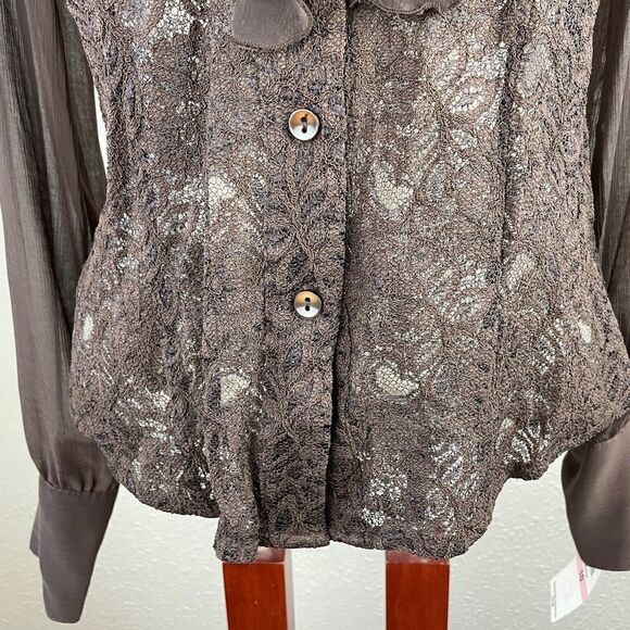NWT Bandolino Brown Button Down Shirt Size M - Picture 7 of 9